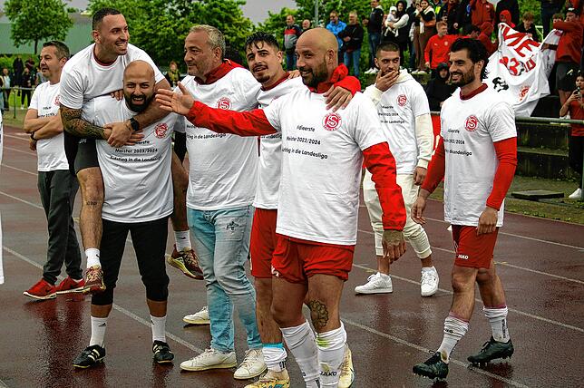 Bild 5: FC RW Salem feiert Aufstieg in die Landesliga – und wir haben die Bilder!