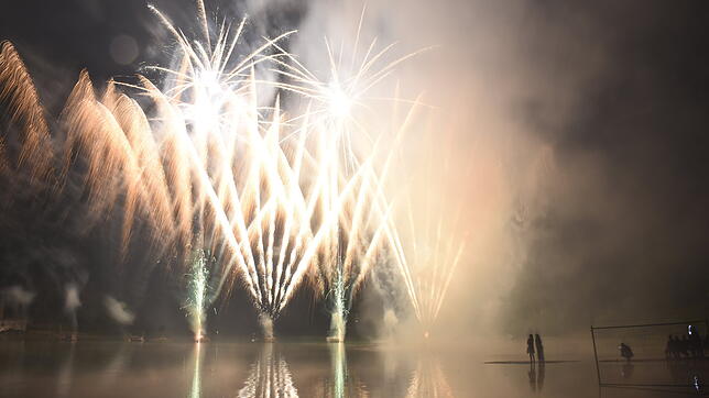 Das bestens choreografierte Klangfeuerwerk begeisterte Tausende Festbesucher am Wochenende beim Schlossseefest.