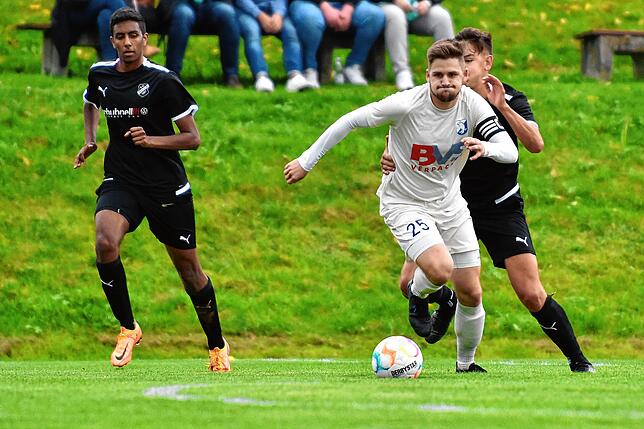 Bild 26: FC Erzingen gewinnt gegen den FC Zell mit 5:2 &ndash; und wir haben Bilder!
