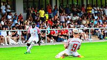 Jubel: Adrian-Giorgian Dumitru (rechts) vom TSV Singen feiert seinen Treffer zum 2:0 mit Teamkollege Alieu Sarr.