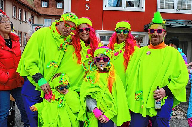 Bild 1: Beim großen Umzug Löffingen steppte der Bär