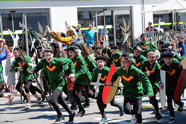 Bild 2: Bilder vom Seehasen-Umzug in Friedrichshafen – Teil 3