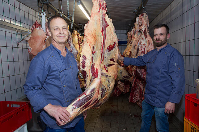 Heimisches Rind: Johannes Hierling (links) und Simon Reiner.