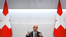 Der Schweizer Gesundheitsminister Alain Berset, hier bei einer Pressekonferenz in Bern am 17. September, hat Pläne für eine ...