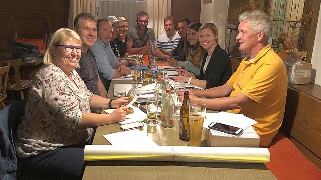 Seit langem kümmern sie sich um Vorbereitung und Organisation der Herbstarbeitstagung der Vereinigung Schwäbisch-Alemannischer ...