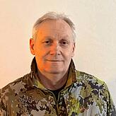 Jules Mullis, Jahrgang 1962, ist Diplom-Elektro-Ingenieur und seit 2018 Vizepräsident der Revierjagd St. Gallen.