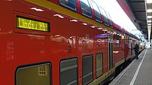 Betroffen von den Warnstreiks am Freitag sind auch die Nahverkehrsverbindungen. So wird zum Beispiel die Regionalbahn ...