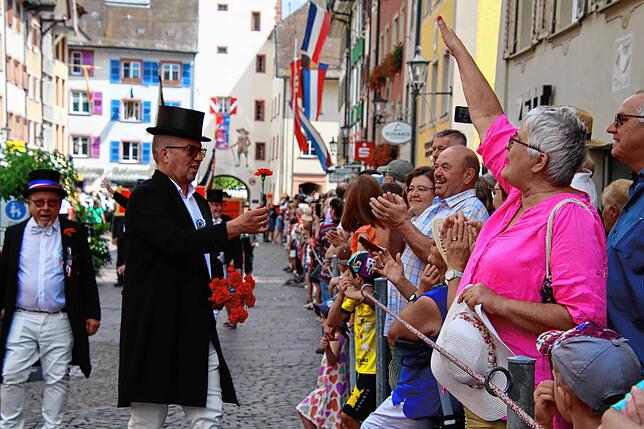 Bild 9: Waldshuter Chilbi 2025: So viel Freude macht der Festumzug in der Kaiserstraße - die schönsten Bilder