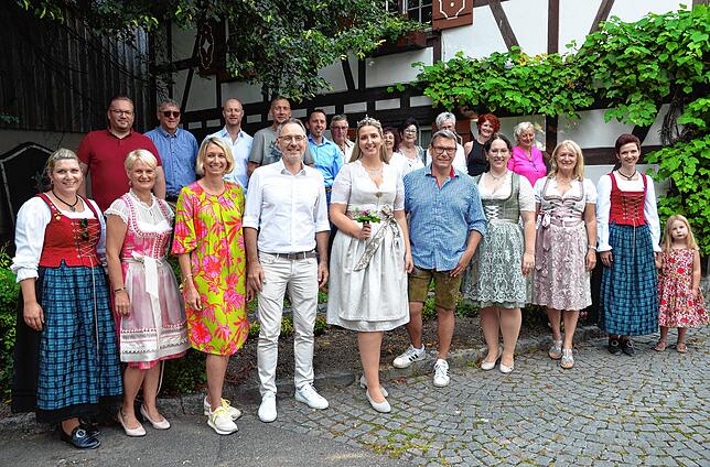 Bild 2: Beim Bermatinger Weinfest wird auch am Samstag gefeiert! Wir haben die besten Bilder – Teil 1
