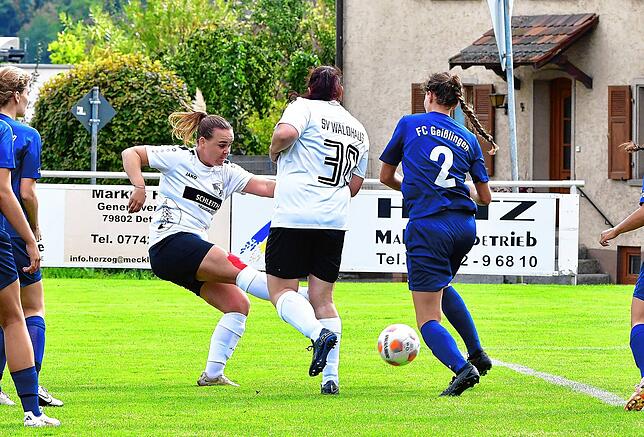 Bild 47: Neuling SV Waldhaus startet mit 2:0 bei der SG Hochrhein/Geißlingen – und wir haben Fotos!