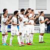 Geschafft: Nach dem Sieg gegen Rielasingen feiern die Villinger Spieler mit ihren Fans den Einzug ins Halbfinale.