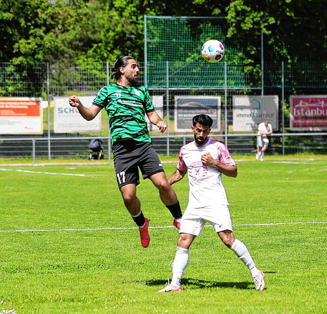 Bild 13: Vor Meisterfeier: Türk. SV Singen und VfR Stockach trennen sich 1:1. Wir haben die besten Bilder.