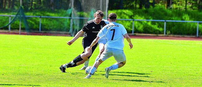 Bild 7: FC Schönau siegt 3:1 bei der U23 des SV 08 Laufenburg – und wir haben Bilder!