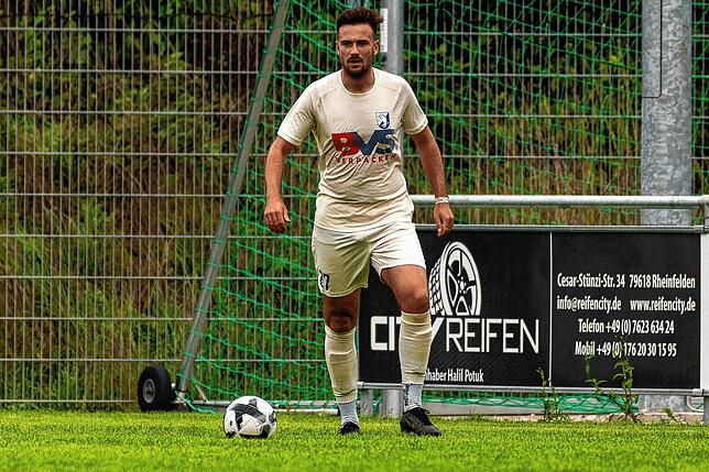 Bild 2: FSV Rheinfelden gewinnt Bezirksderby gegen den FC Erzingen mit 5:1 &ndash; und wir haben Bilder!