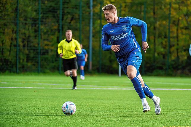 Bild 25: SV 08 Laufenburg muss sich mit 1:1 gegen SV Endingen begnügen &ndash; und wir haben Bilder!