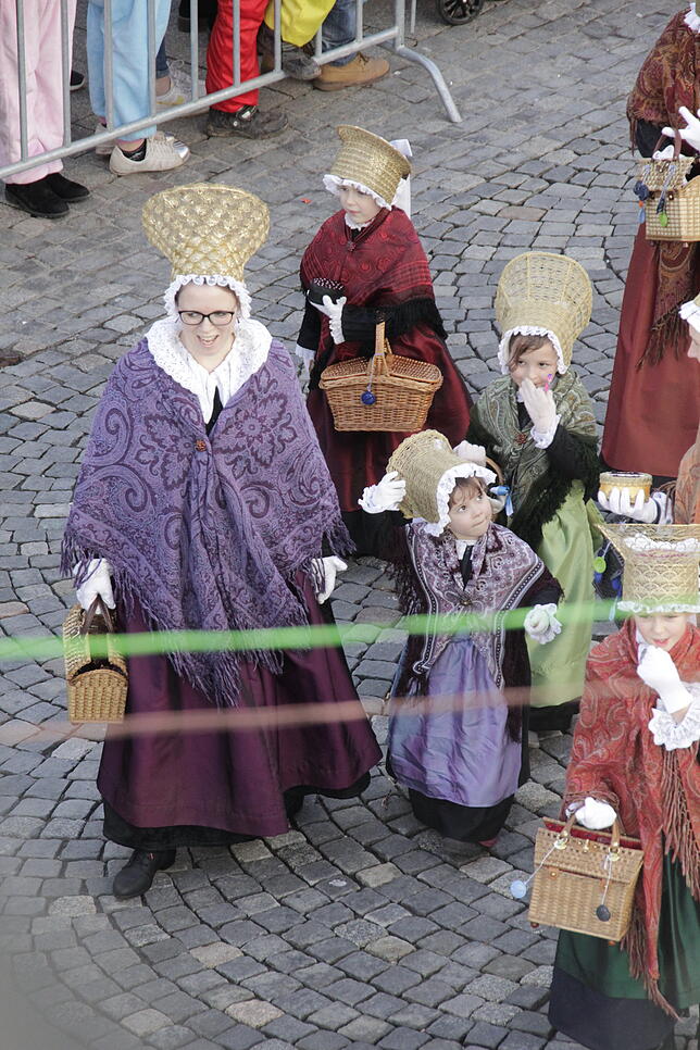 Bild 48: Bilder vom großen Kinderumzug in VS-Villingen am Schmotzigen &ndash; Teil 1