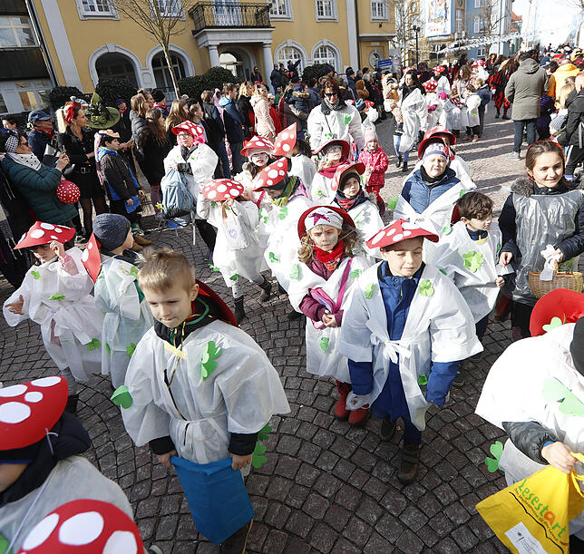 Bild 37: Bilder vom Kinderumzug in der Donaueschinger Innenstadt