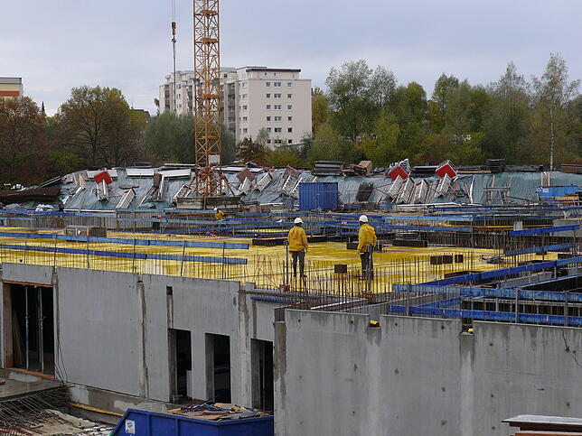 Bild 1: Wie sieht es eigentlich am Schwaketenbad aus? Wir haben uns auf der Baustelle umgesehen