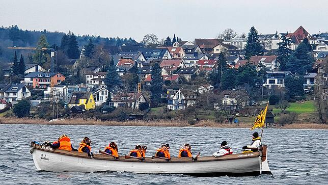 Bild 34: Mit purer Muskelkraft zur Mainau