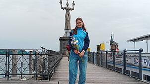 Liwia Podwórna findet es spannend, wie sehr sich die Meinung über die Imperia, eines der Konstanzer Wahrzeichen, von kontrovers zu ...