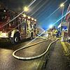 Mehrere hunderttausend Euro Schaden und ein Haus das nicht mehr bewohnbar ist: Die Feuerwehr Waldshut-Tiengen beim Löscheinsatz einer ...
