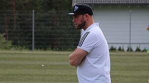 Sebastian von Au, Trainer des FV Tennenbronn,