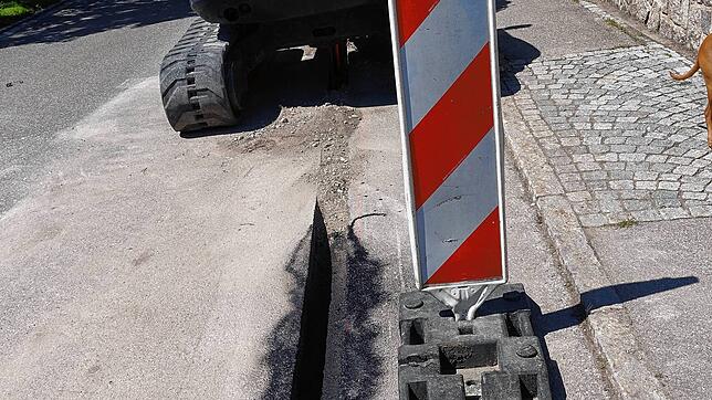 Der Breitbandausbau in der Gemeinde Görwihl soll in einem Jahr abgeschlossen sein. Ärger gibt es vor allem wegen der Hausanschlüsse. ...