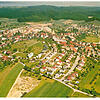 Die Postkarte mit Blick aus Richtung Rohnhauser Hof aus dem Jahr 1973 zeigt deutlich die damaligen Baulücken in Dettingen. Auf dem ...