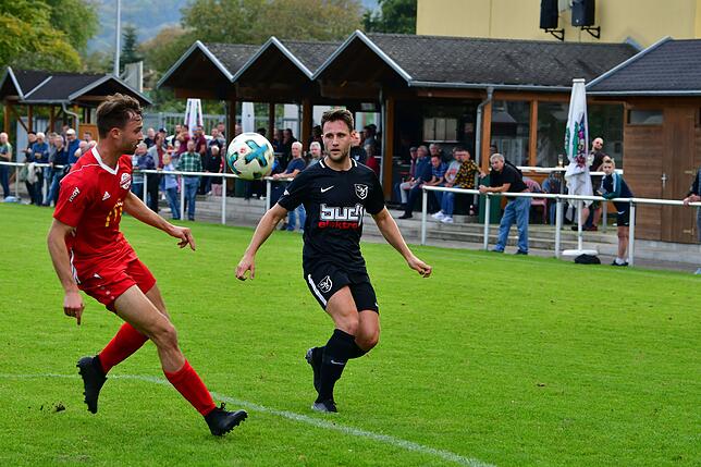 Bild 5: FC Wallbach muss mit einem 1:1 gegen den SV Buch zufrieden sein &ndash; und wir haben Bilder!