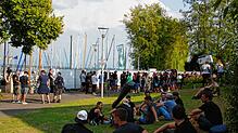 Beim Einlass zum &bdquo;Limp Biskit&ldquo; Konzert im letzten Jahr ging gemächlich und gesittet zu.