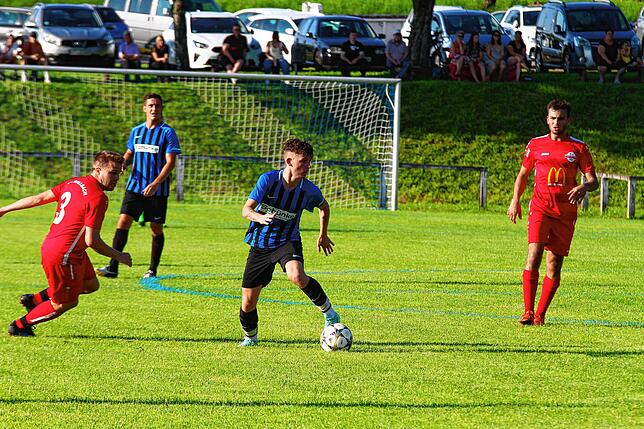 Fußball, Rothaus-Bezirkspokal: SG FC Wehr-Brennet &ndash; FC Wallbach