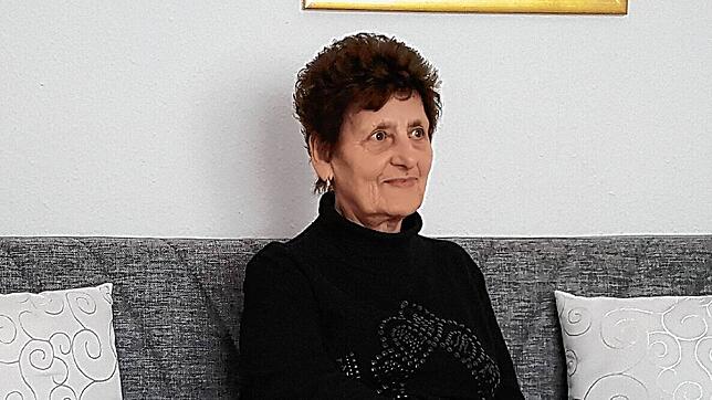 Annegret Werle hat im Advent jahrzehntelang mit und für Andere gebacken. Die Rezepte ihrer Mutter hat sie an die nächsten Generationen ...