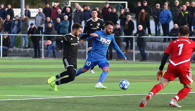 Bild 23: Tabellenführer SV 08 Laufenburg siegt 5:2 beim Verfolger FC Erzingen und wir haben die Bilder
