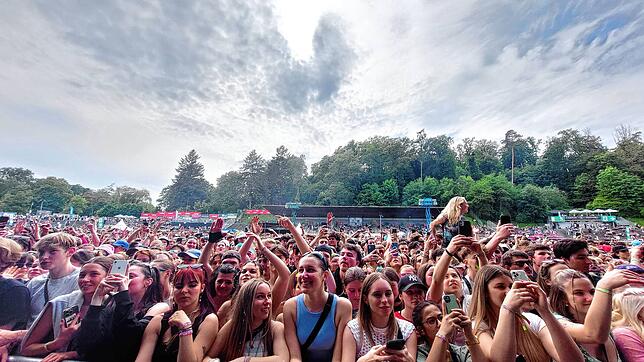 Beim Campus-Festival 2023 durfte hier noch gefeiert werden &ndash; nun ist das Bodenseestadion in Konstanz erst mal gesperrt.