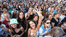 Bild : Die besten Bilder vom Bausa-Konzert beim Hohentwiel-Festival Teil 4