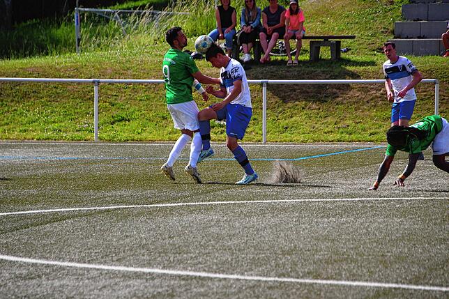 Bild 5: Die besten Bilder vom Bezirksliga-Spitzenspiel FV Tennenbronn gegen FC Furtwangen