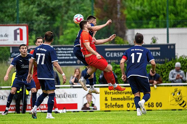 Bild 14: VfB Waldshut behält die Nerven am Elfmeterpunkt im Pokalfinale gegen FC Tiengen 08 &ndash; hier Fotos!