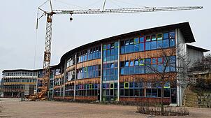 Um gegen Einbrüche und Vandalismus vorzugehen, soll das Engener Bildungszentrum künftig mit Kameras überwacht werden.