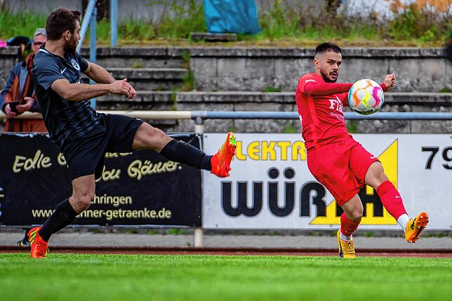 Bild 3: FC Tiengen 08 besiegt den FC Hochrhein mit 4:0 &ndash; und wir haben Bilder!