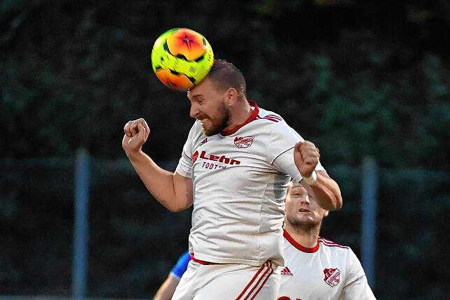 Bild 11: FC Schönau stoppt Siegesserie des FC Erzingen mit 3:2 &ndash; und wir haben die Bilder!