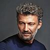 Jonas Kaufmann ist ein Star unter den Tenören. Am 4. August 2022 gastiert er bei den Schloss Salem Open Airs.
