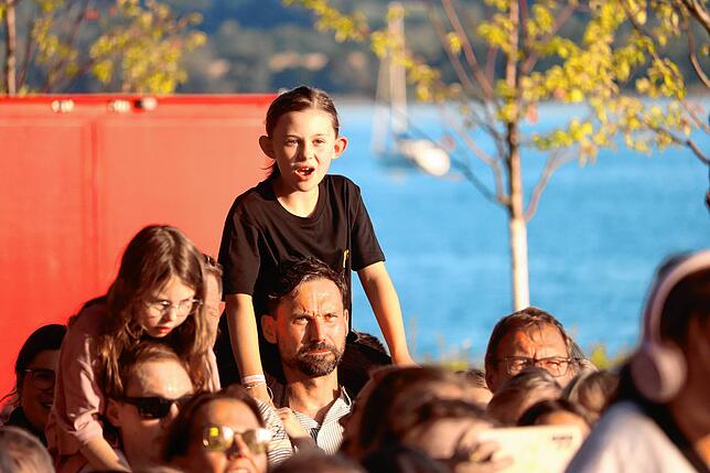 Bild 19: 1500 Fans feiern Sophia beim Sound Beach Festival