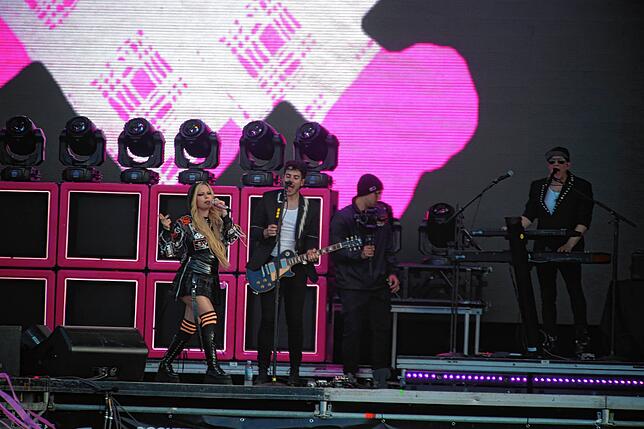 Bild 19: Southside 2024: Avril Lavigne sorgt für Gänsehaut bei ihren Fans