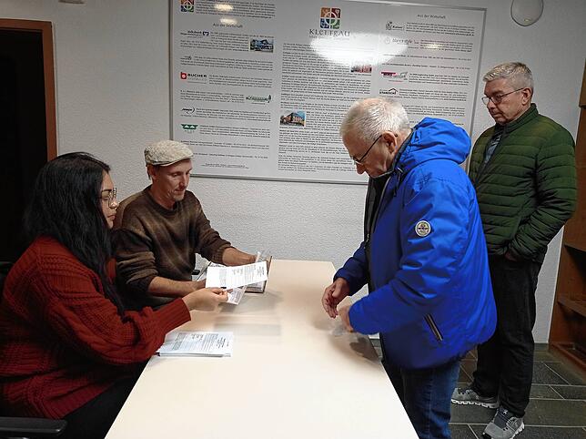 Bild 11: Bürgermeisterwahl in Klettgau: Das sind die Bilder aus den Wahllokalen (I)