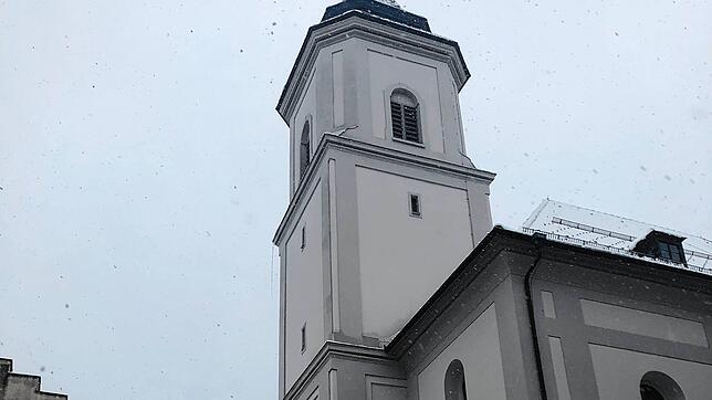 Die Kirchen, hier das katholische Gotteshaus in Waldshut, haben weniger Austritte registriert.