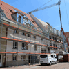 Das Gebäude in der Sommergasse vor dem Umbau 2020 und aktuell. Um den Bau gibt es derzeit Diskussionen.