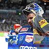 Schwenningens Joacim Eriksson verliert mit den Wild Wings das Heimspiel gegen die Straubing Tigers verdient mit 1:5.