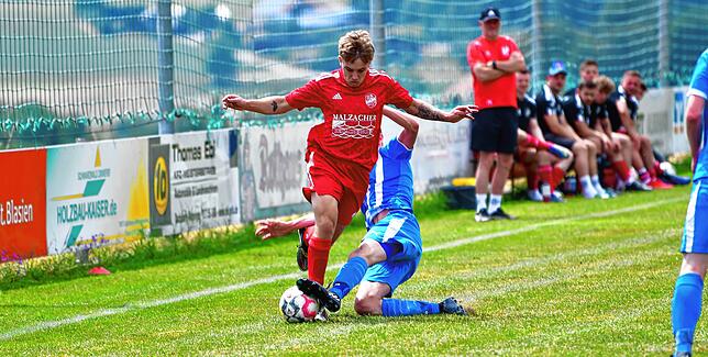Bild 31: Keine Tore zwischen dem FC Dachsberg und dem SV Berau &ndash; aber wir haben Bilder!