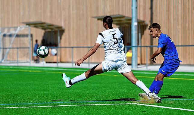 Bild 27: Unsere Bildergalerie vom B-Jugendspiel zwischen dem FC Radolfzell und dem FC 08 Villingen II
