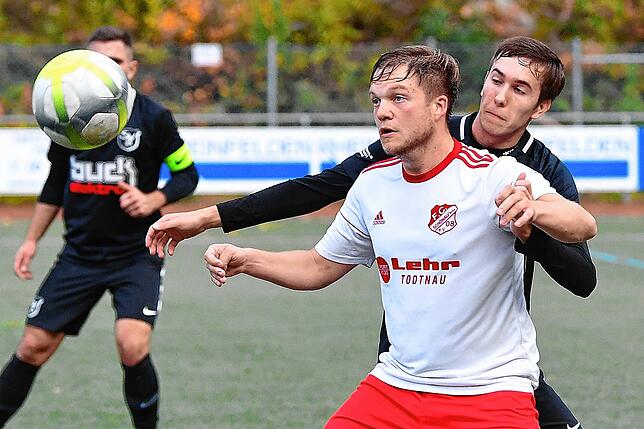 Bild 24: Keine Tore beim Spiel des FC Schönau gegen den SV Buch &ndash; aber viele Bilder!